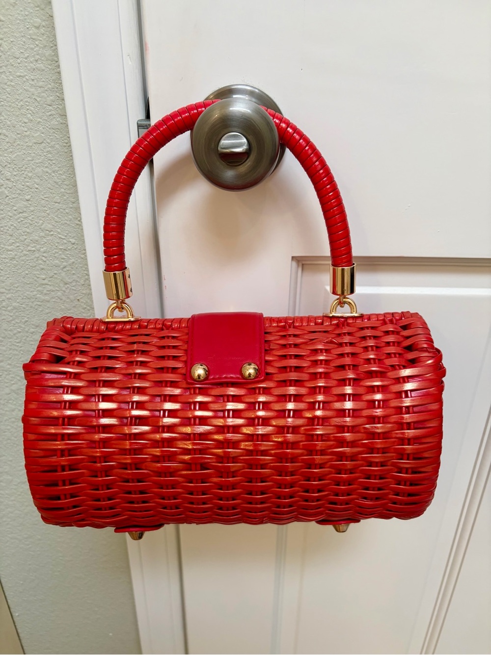 Pinup Couture Red Woven Top-Handle Baguette Bag - Picture 2 of 4